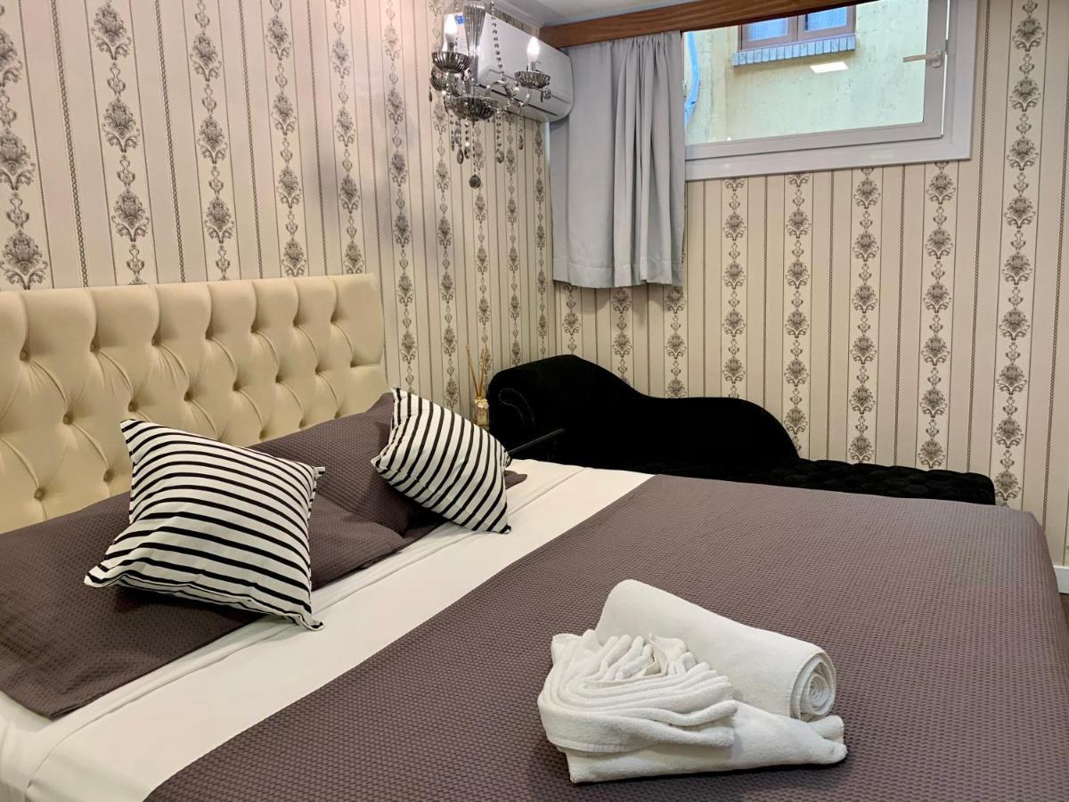 Hostel Eleganz & *